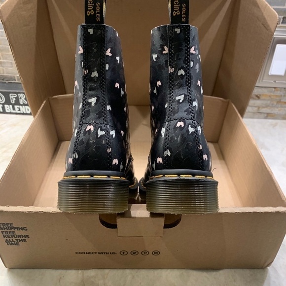 DR. MARTENS 1460 Pascal Hearts Lace-Up Boot - Picture 7 of 11